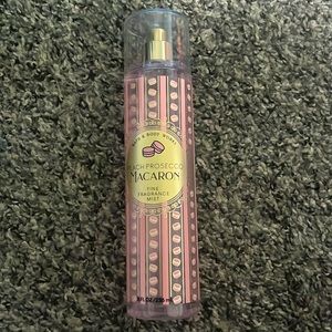 🍰🍑Peach Prosecco Macaron fine fragrance must